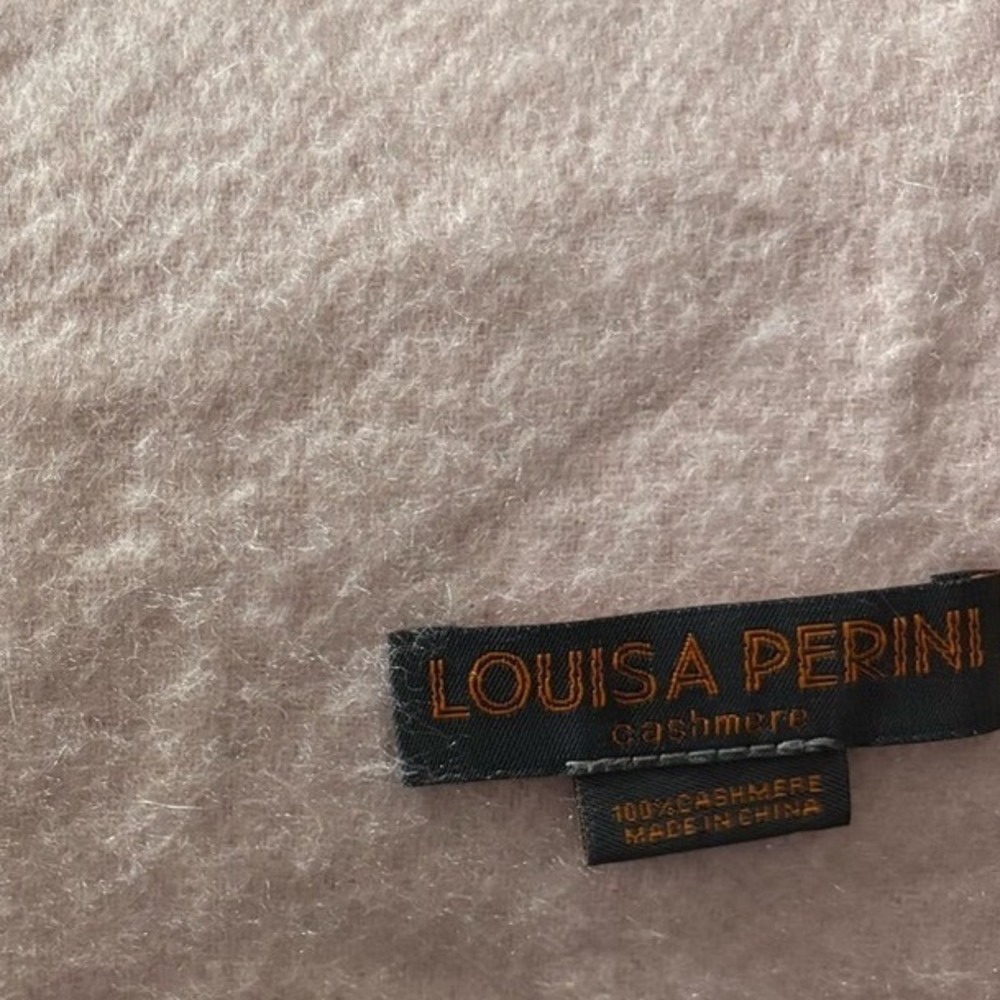 Louisa Perini 100% Cashmere Scarf Classic Fringe Women's Minimalist Soft Pink - Picture 3 of 3